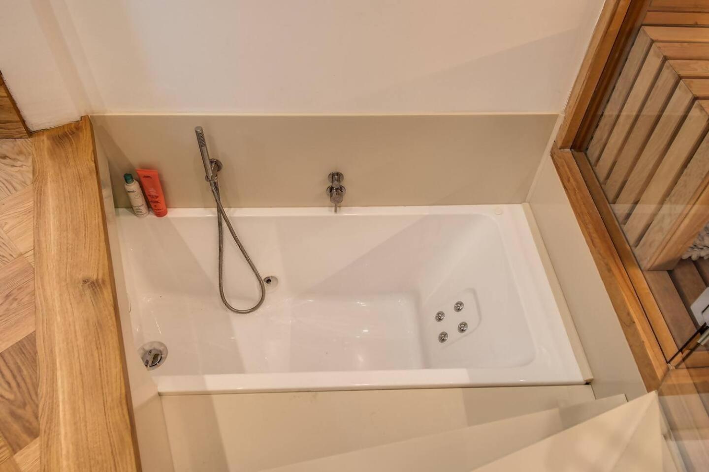 Luxury Suite By Spanish Square Рим Экстерьер фото